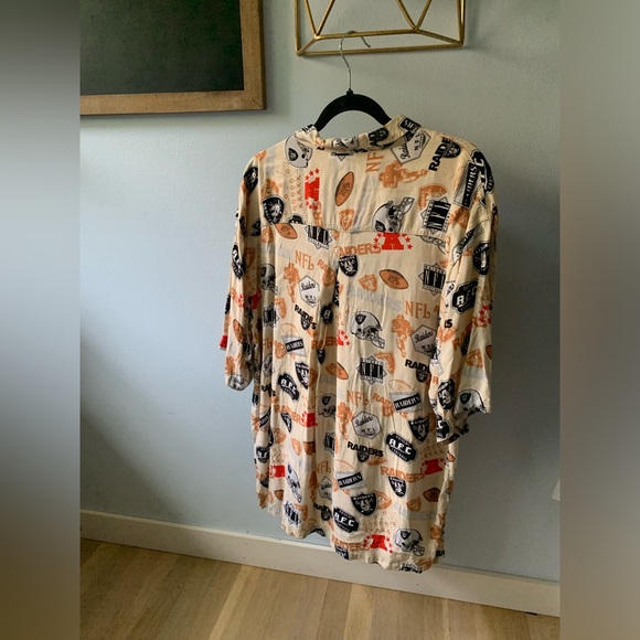 NFL Oakland Raiders Football Hawaiian Style Shirt - Picture 5 of 8